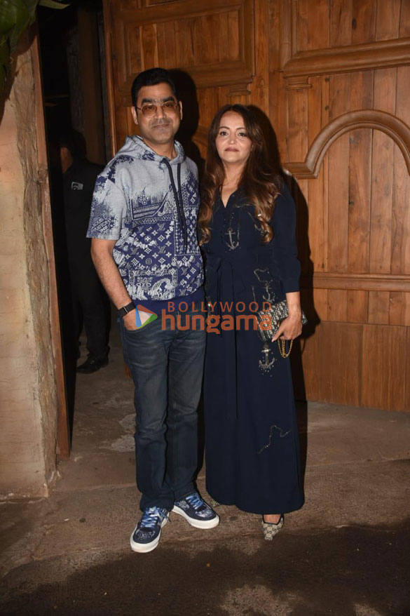 photos celebs grace the wrap up party of the film apurva 2