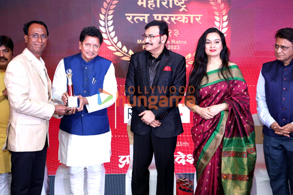 photos celebs snapped at maharashtra ratna puraskar 2023 ceremony 6
