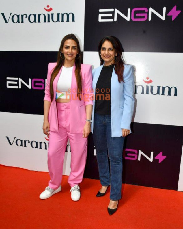 photos esha deol snapped attending a store launch in bandra 6