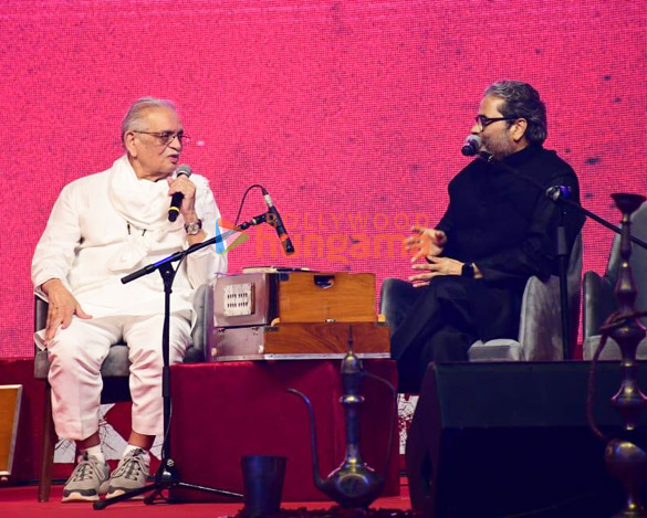 photos gulzar vishal bhardwaj and others snapped at kutteys mehfil e khaas 8899 2