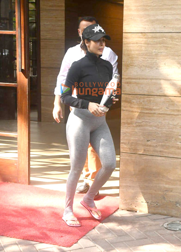 photos malaika arora snapped in bandra 3 31