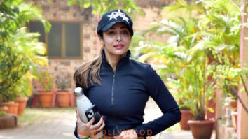 Photos: Malaika Arora snapped outside Diva Yoga in Bandra