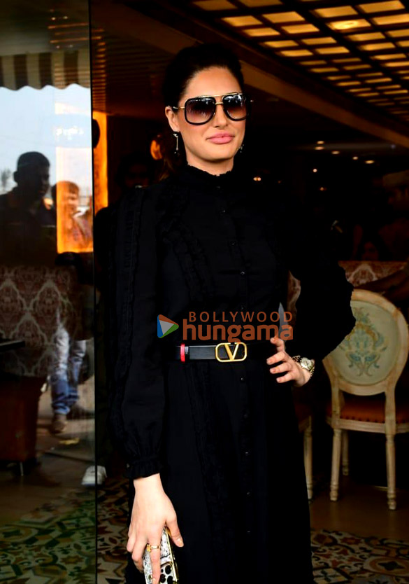 Photos: Nargis Fakhri, Anupam Kher and Neena Gupta snapped promoting their film Shiv Shastri Balboa Photos: Nargis Fakhri, Anupam Kher and Neena Gupta snapped promoting their film Shiv Shastri Balboa