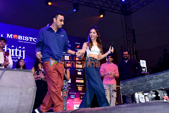 photos rakul preet singh alaya f anurag kashyap and karan mehta snapped promoting almost pyaar with dj mohabbat at mithibai colleges festival kshitij 3