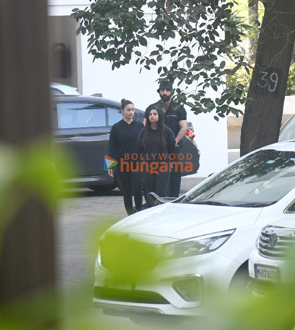 photos ranbir kapoor alia bhattand shaheen bhatt snapped with raha in mumbai 3