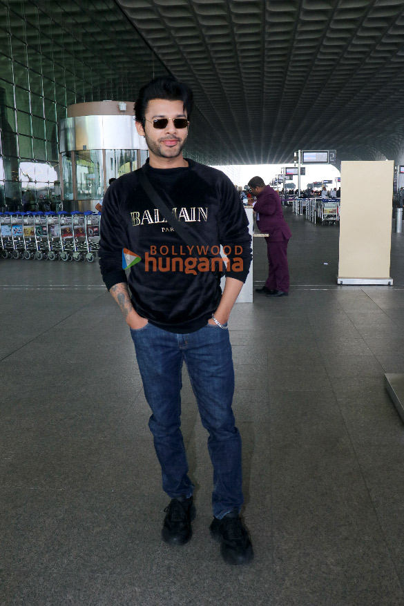 photos rashmika mandanna and stebin ben snapped at the airport 4