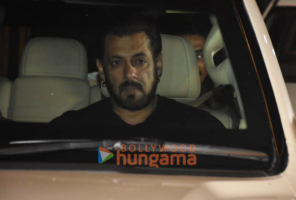 Photos: Salman Khan and Mukesh Bhatt snapped at Aamir Khan’s house in Bandra | Parties & Events