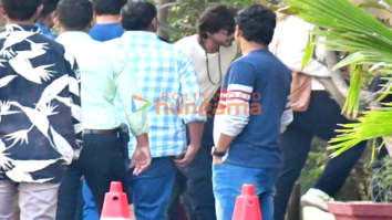 Photos: Shah Rukh Khan, Aryan Khan and Suhana Khan snapped at a screening of Pathaan