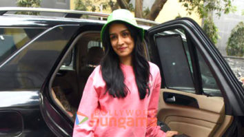Photos: Shraddha Kapoor snapped at Bandra