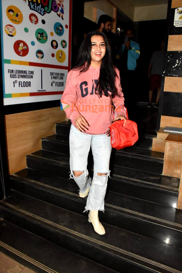 Photos: Tejasswi Prakash and Yami Gautam Dhar snapped outside a salon in Bandra Photos: Tejasswi Prakash and Yami Gautam Dhar snapped outside a salon in Bandra