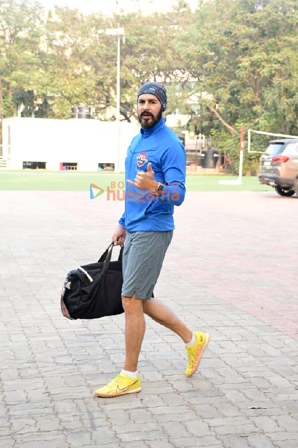photos tiger shroff abhishek bachchan aparshakti khurana and others snapped at an all star football match 4