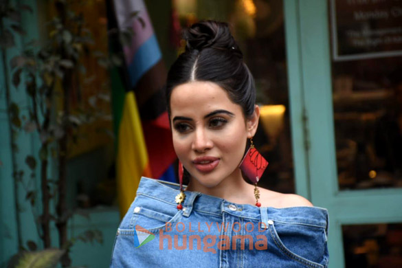 Photos: Uorfi Javed snapped in Mumbai Photos: Uorfi Javed snapped in Mumbai