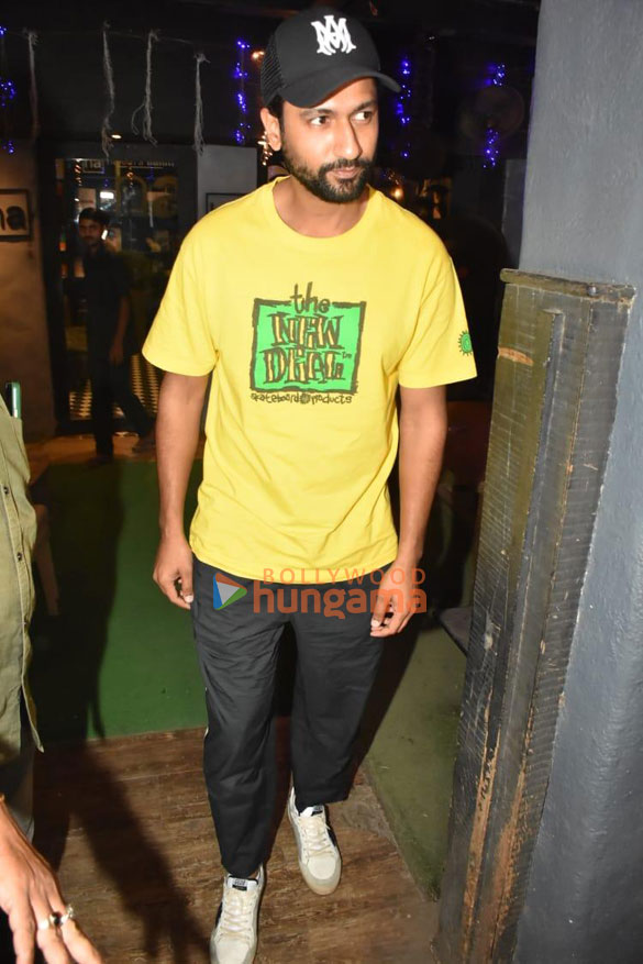 Photos: Vicky Kaushal snapped at Hakim Aalim’s salon