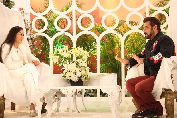 Salman Khan tells Simi Garewal he would take Shah Rukh Khan, Sanjay Dutt, and Katrina Kaif inside Bigg Boss 16 house Salman Khan tells Simi Garewal he would take Shah Rukh Khan, Sanjay Dutt, and Katrina Kaif inside Bigg Boss 16 house