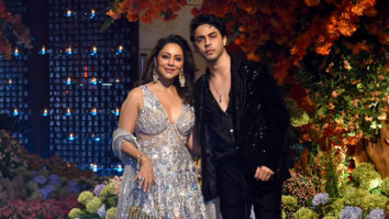 Shah Rukh Khan attends Anant Ambani’s engagement ceremony with family