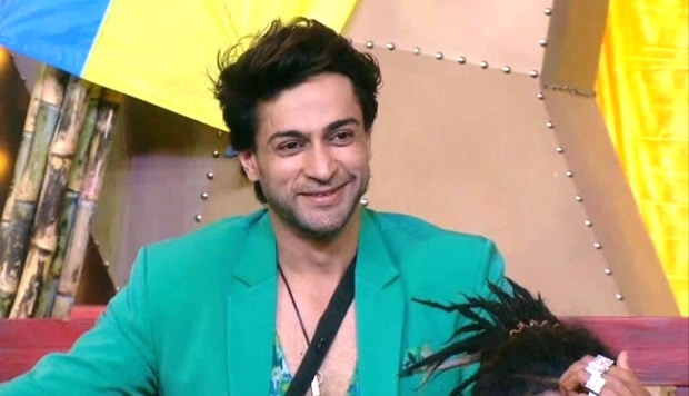 Shalin's quirky peacock themed custom-made blazer is something we have never seen on television before 