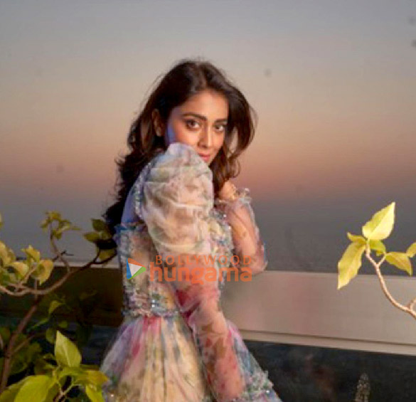 shriya saran 3 25