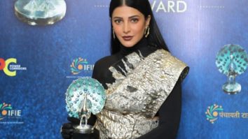 Shruti Haasan receives Power Corridors (PC) Indian Achievers awards in Delhi