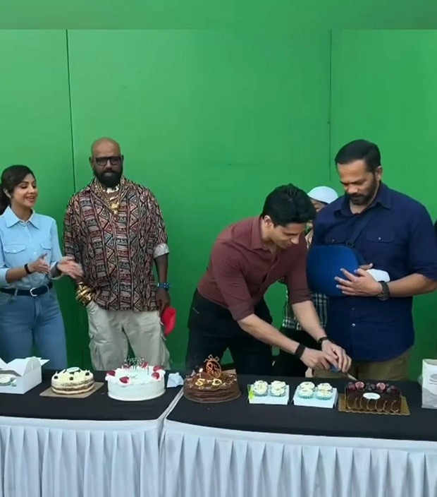Sidharth Malhotra celebrates his birthday with Rohit Shetty, Shilpa Shetty on the sets of Indian Police Force Sidharth Malhotra celebrates his birthday with Rohit Shetty, Shilpa Shetty on the sets of Indian Police Force