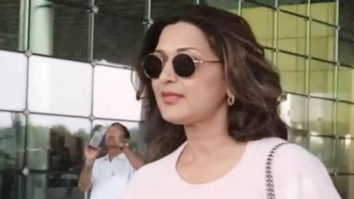 Sonali Bendre gets clicked at the airport in pink outfit