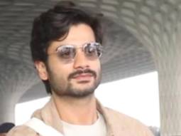 Sunny Kaushal rocks the causal airport look with ease!