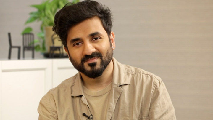 Vir Das’ Unmissable Rapid Fire on Gen Z, Politicians & Instagram Vir Das’ Unmissable Rapid Fire on Gen Z, Politicians & Instagram
