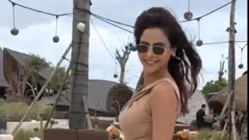 Aamna Shariff enjoys her beach vacation