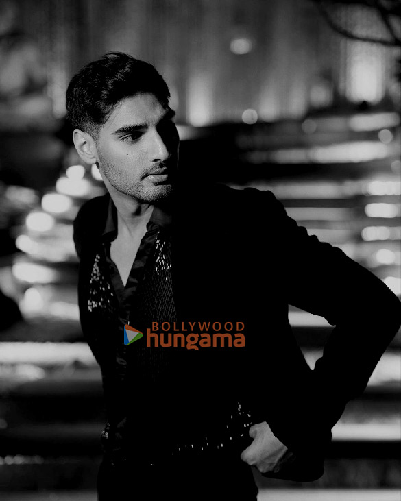 ahan shetty 4 2