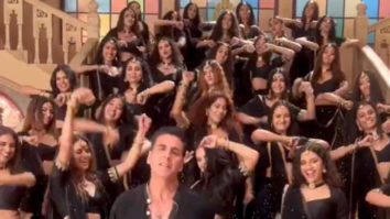 Akshay Kumar grooves with the ladies on his song ‘Main Khiladi’