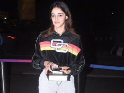 Ananya Panday smiles for paps as she gets clicked at the airport