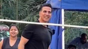 Bade Miyan Akshay Kumar plays volleyball with Chote Miyan Tiger Shroff