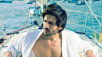 Celeb Photos Of Kartik Aaryan