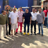 LEAKED PHOTO: Akshay Kumar, Suniel Shetty, and Paresh Rawal reprise their roles on the sets of Hera Pheri 3, titled Hera Pheri 4