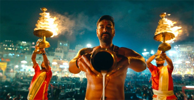 Mahashivratri 2023: Ajay Devgn shares his enchanting experience of performing puja while shooting Bholaa at Ganga ghat in Banaras, see photos 