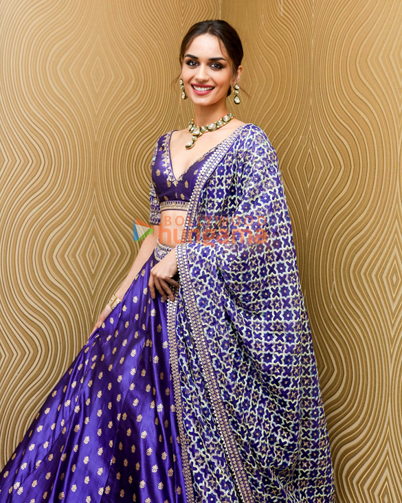 manushi chhillar 1 80