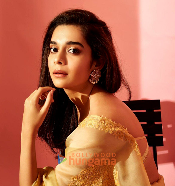 mithila palkar 17