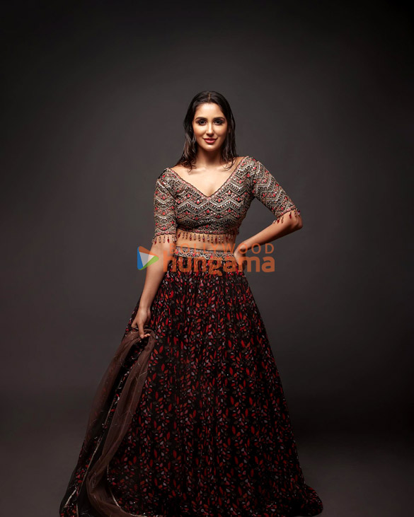 nikita dutta 5 9