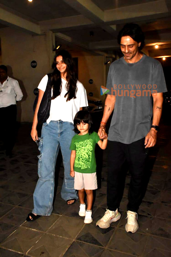 photos arjun rampal and gabriella demetriades snapped with their son arik rampal in bandra 1