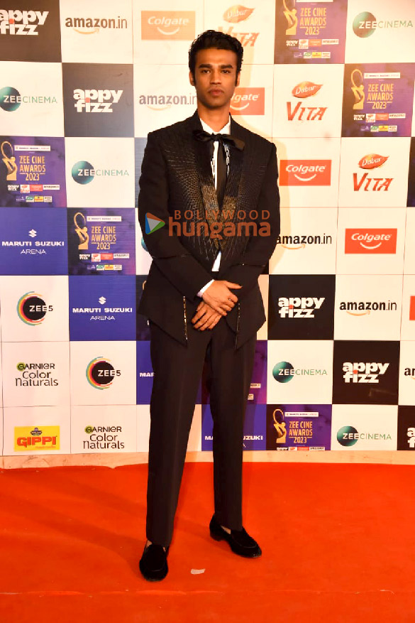 photos celebs grace zee cinema awards 2023 26