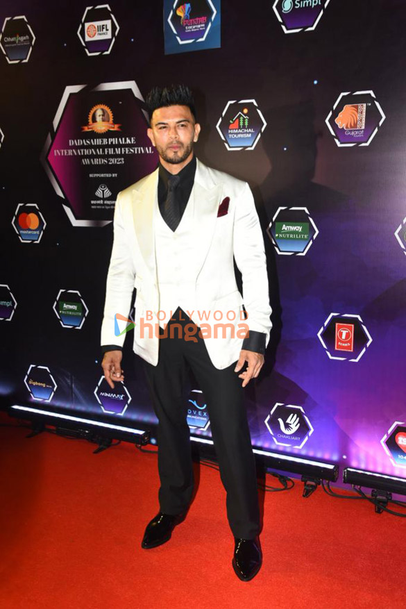 photos celebs grace the dadasaheb phalke international film festival awards 2023 5911 1
