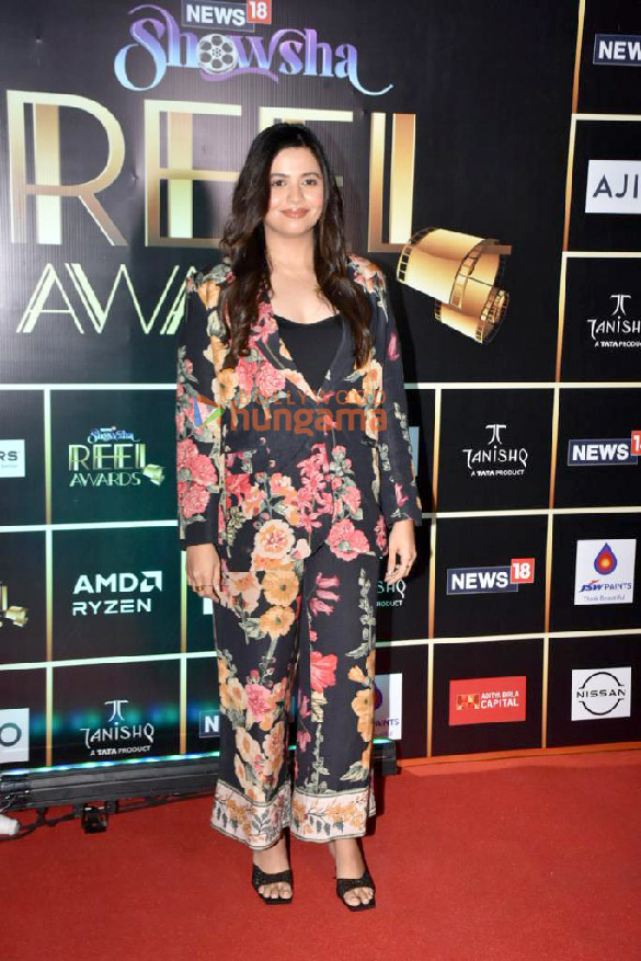 photos celebs grace the red carpet of news18 showsha reel awards 2023 7