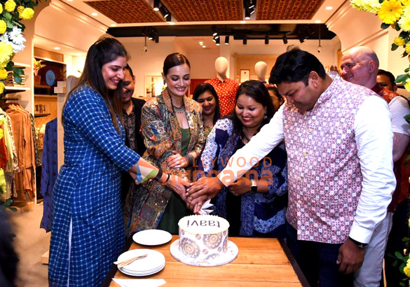 photos dia mirza graces the store launch of fashion brand taavi in lower parel 1