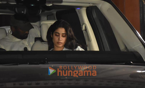 photos janhvi kapoor spotted outside the gym in bandra 1 2