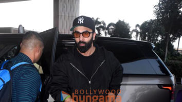 Photos: Ranbir Kapoor snapped at the airport