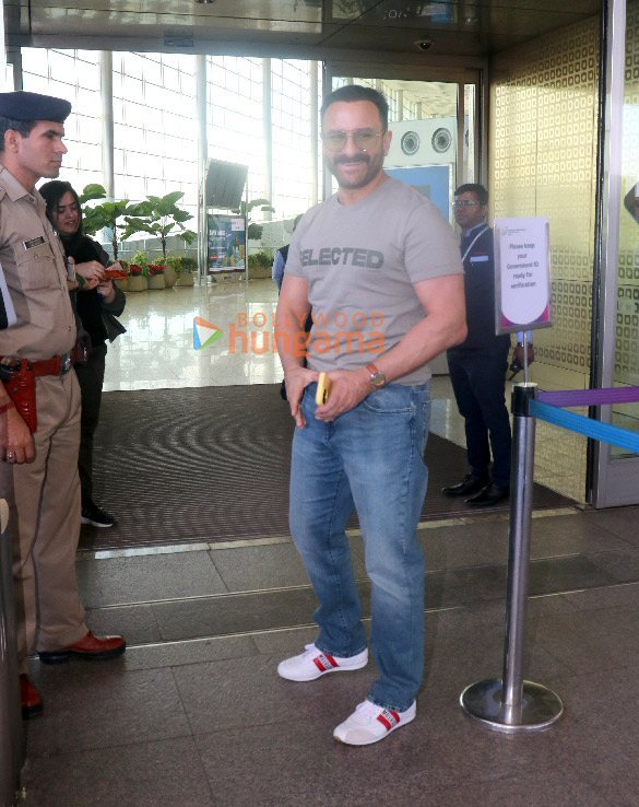 photos sunny leone zareen khan saif ali khan and others snapped at the airport 7