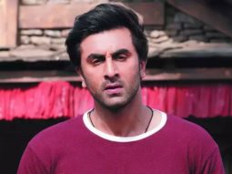 Ranbir Kapoor fan breaches security to hug him; here’s how Tu Jhoothi Main Makkaar actor reacts, watch
