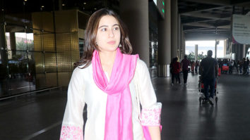 Sara Ali Khan pairs up a pink dupatta with white salwar at the airport