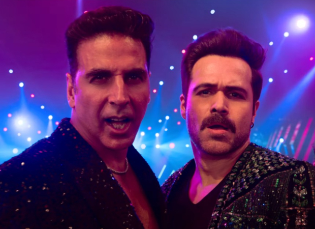 Selfiee: Akshay Kumar, Emraan Hashmi bring 90's nostaglia in 'Main Khiladi' but fans miss Saif Ali Khan, watch music video Selfiee: Akshay Kumar, Emraan Hashmi bring 90's nostaglia in 'Main Khiladi' but fans miss Saif Ali Khan, watch music video