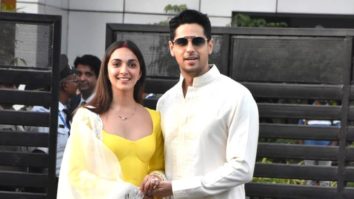 Sidharth and Kiara’s adorable chemistry as they pose together for paps
