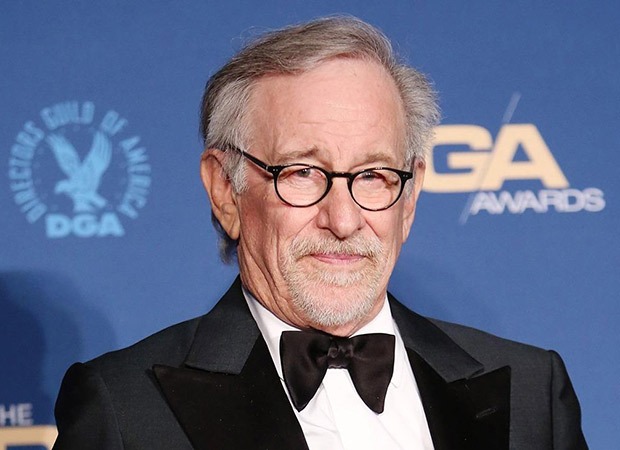 Steven Spielberg opens up on presenting his own family in The Fabelmans; says, “it’s about following your heart and not sacrificing yourself” : Bollywood News